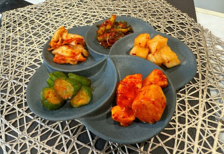 キムチ盛り合わせ